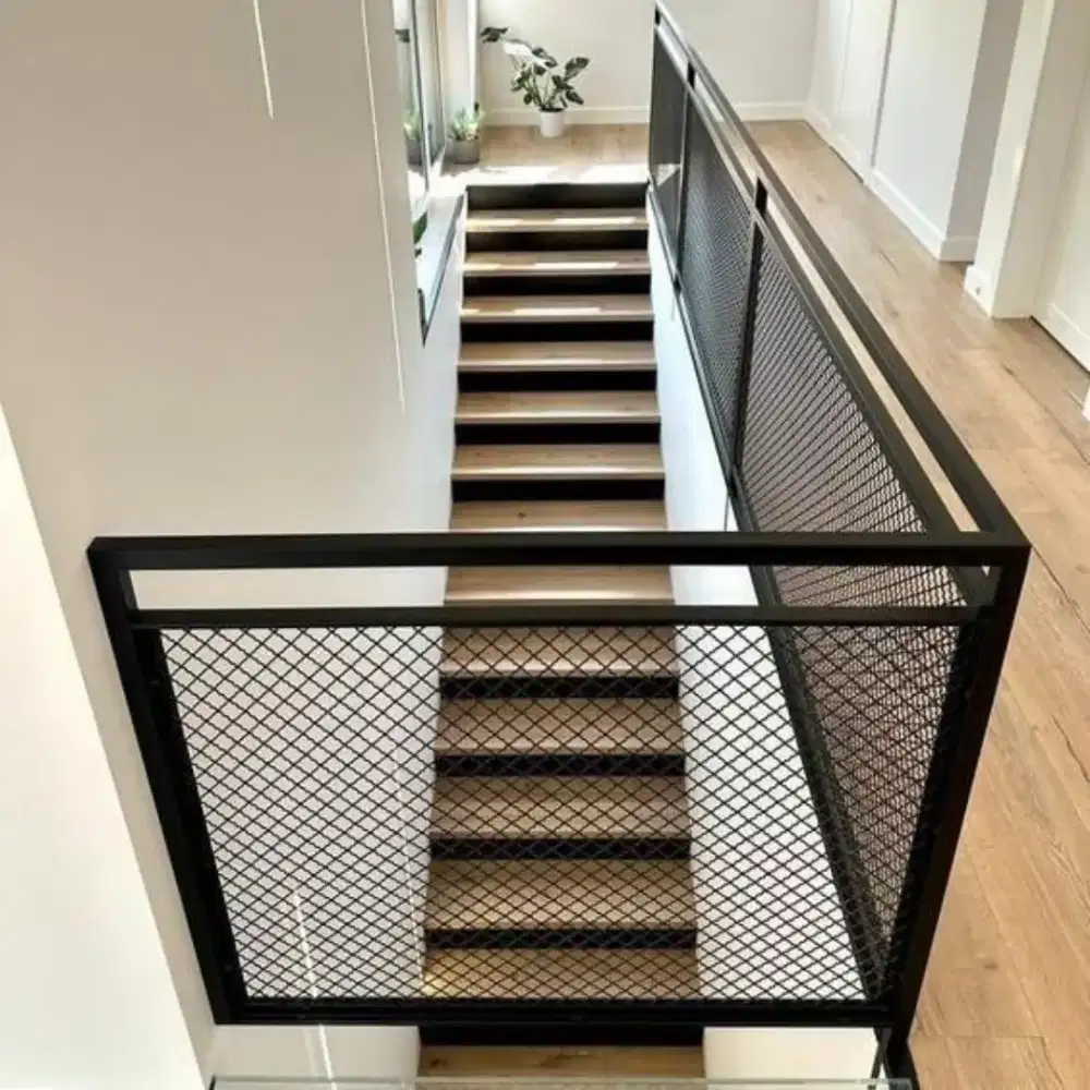 Railing Tangga Aesthetic Pu0llll