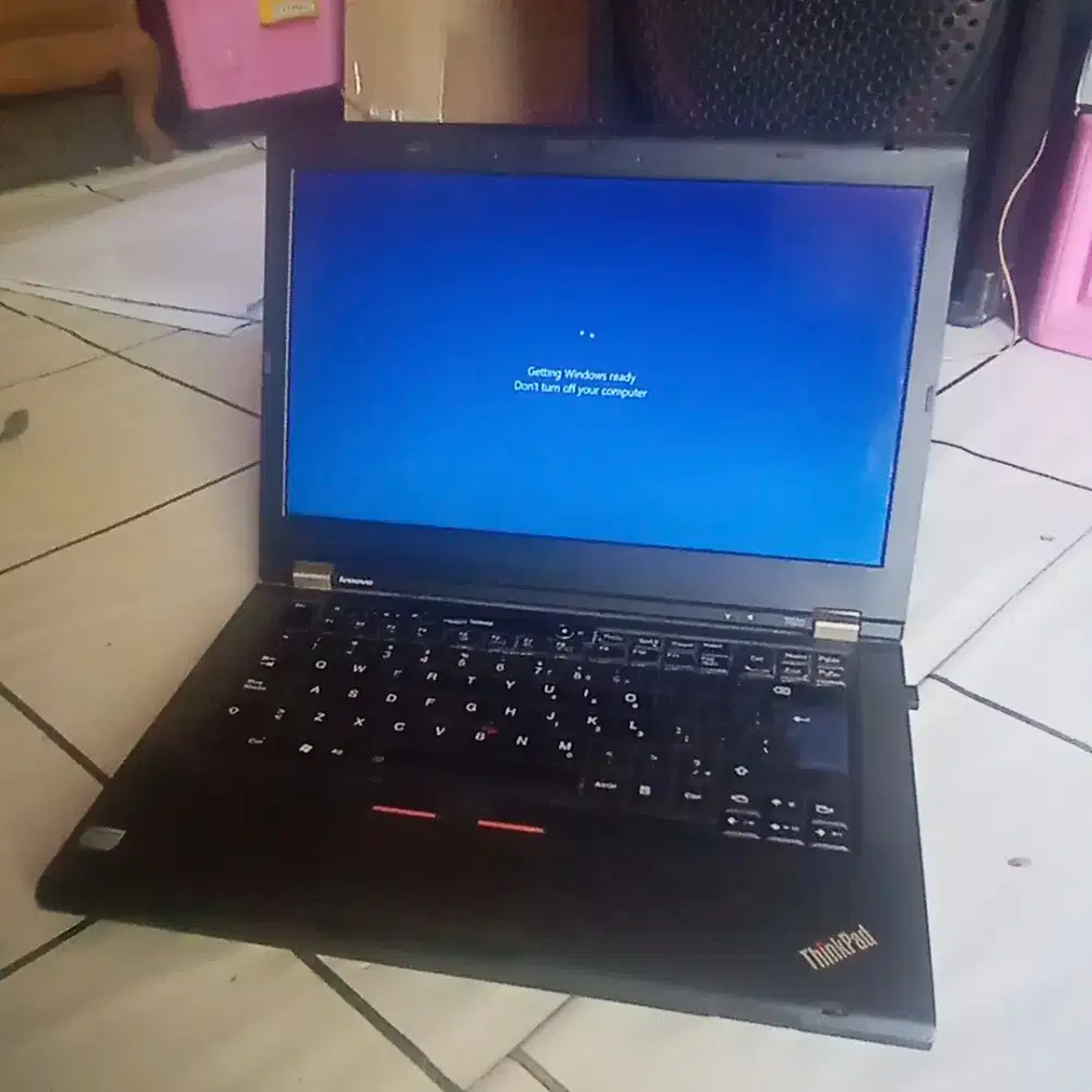 Lenovo i5 ram 8gb ssd 256gb