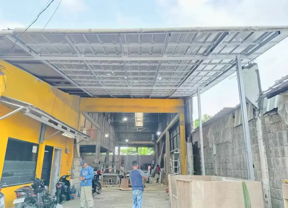 Pasang kanopi baja ringan