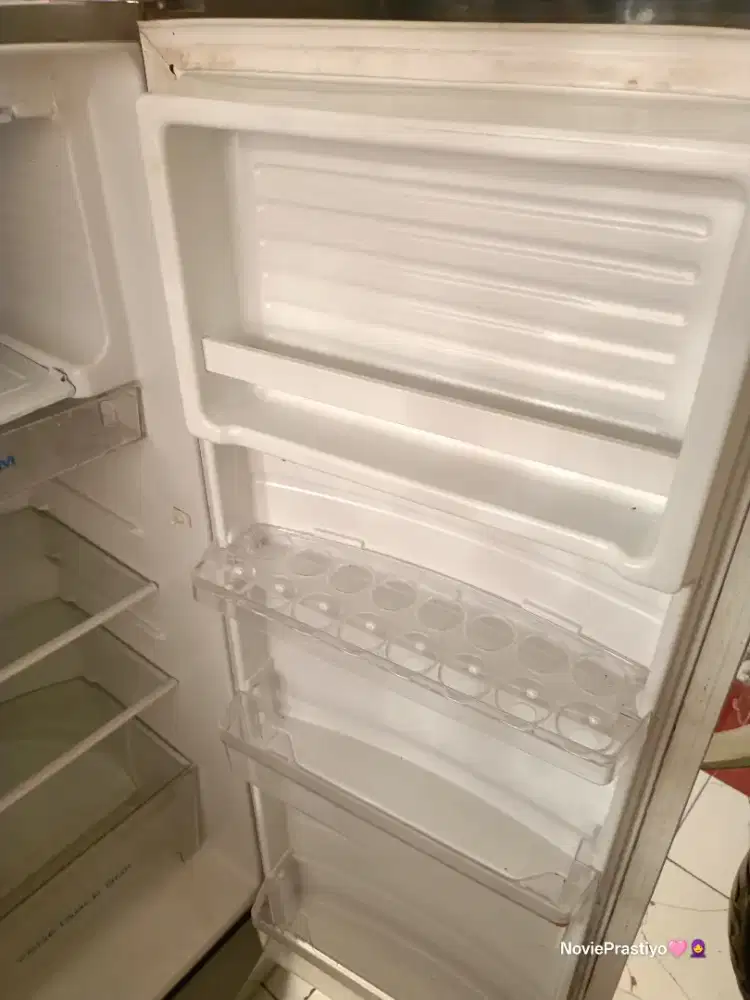 Jual kulkas bekas