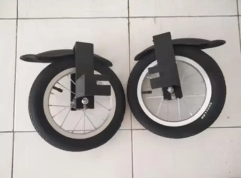 Roda bantu sepeda listrik full