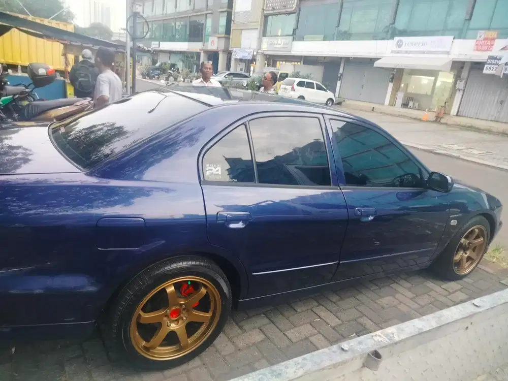 Mitsubishi Galant 2000 Bensin