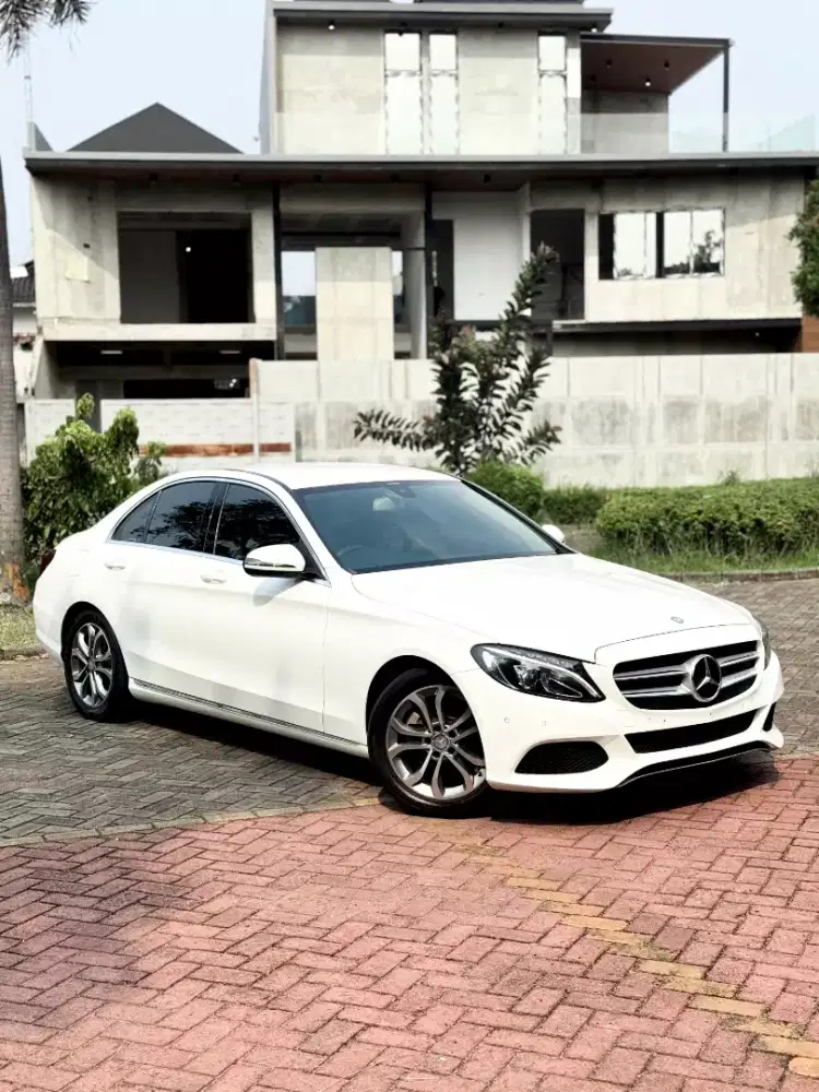 Mercedez Benz C200 AVANTGARDE WHITE 2017! TERMURAH! Full Record