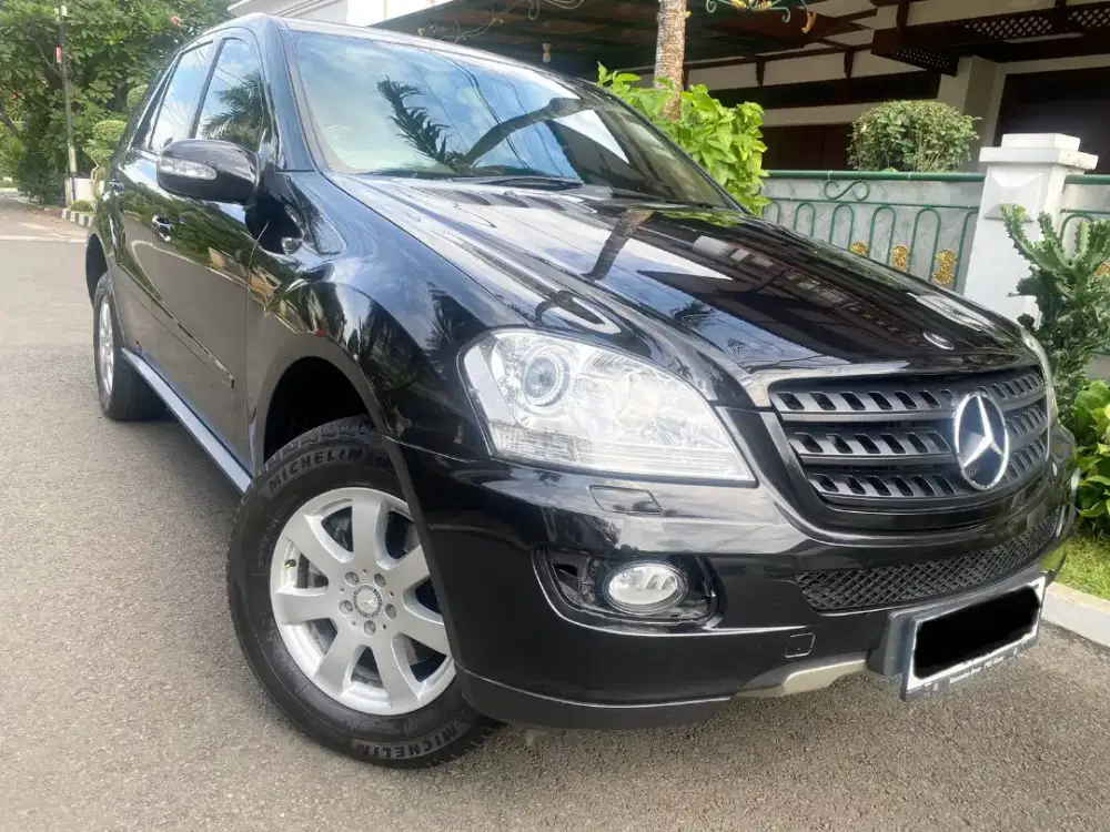 DI JUAL MERCY ML 350 4WD AT HITAM KONDISI SIAP PAKAI