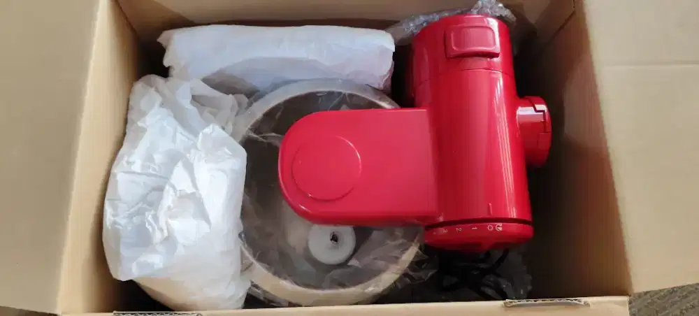 Bosch Kitchen Machine MUM441R1 - BNIB