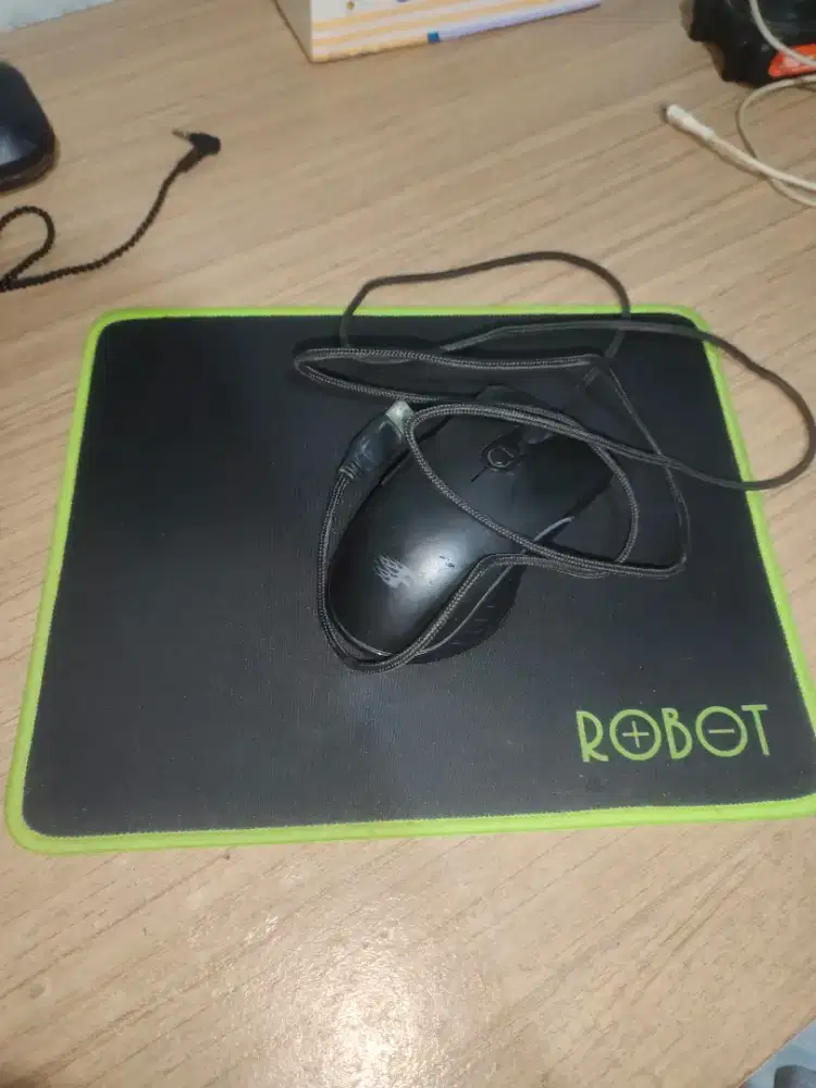 WTS MOUSE GAMING+MOUSE PAD