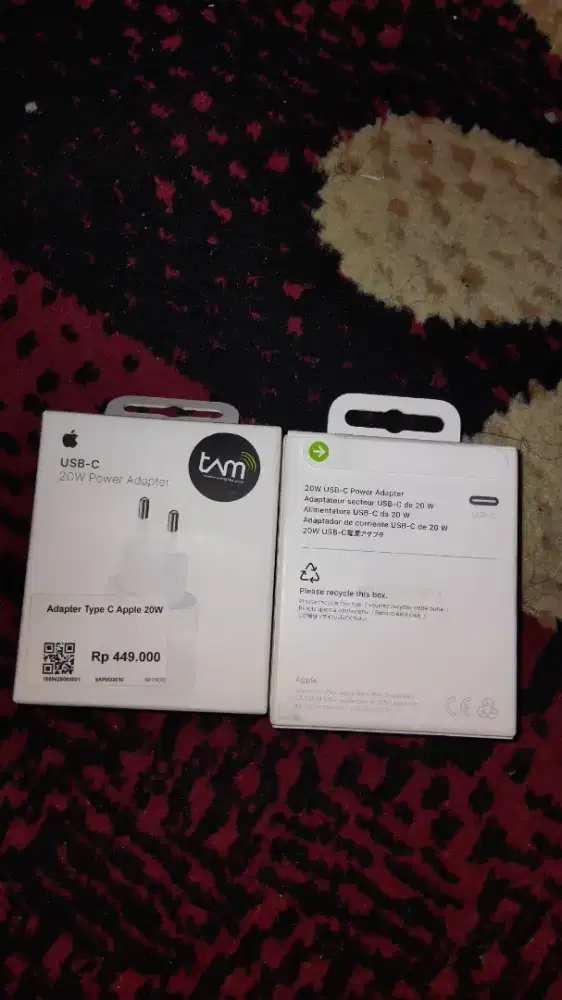 Adaptor apple ori