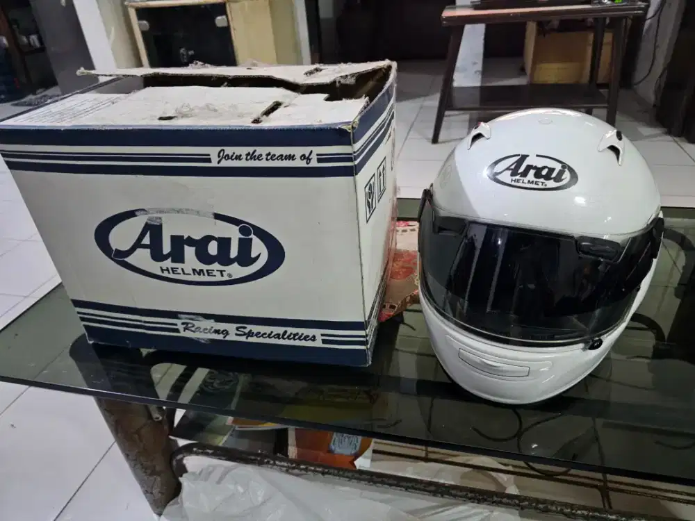Helm Arai Quantum J BU
