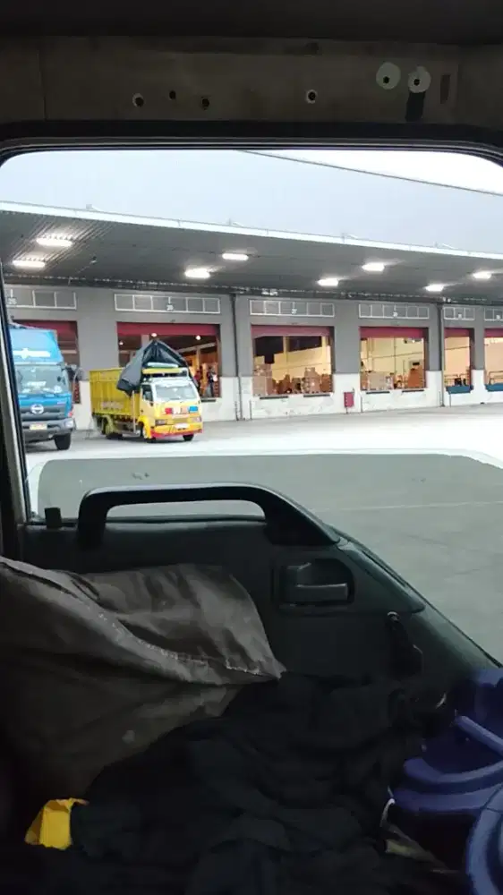 Di cari supir truk engkel 4 roda SIM a. Sistem bagi hasil tiap Minggu