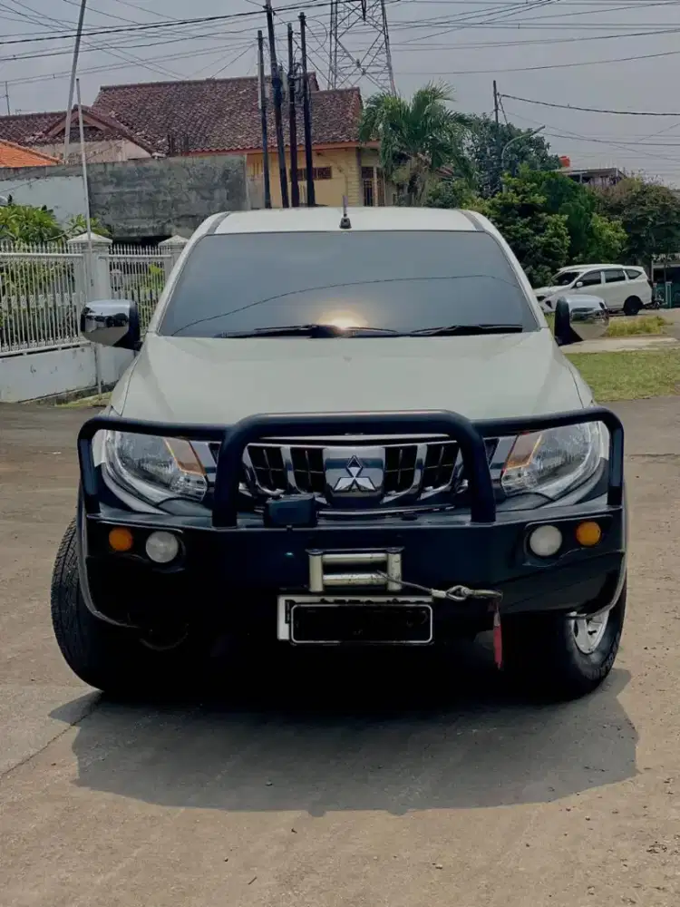 Mitsubishi Tritom Double Cabin 4x4 GLS 2017 Low Km