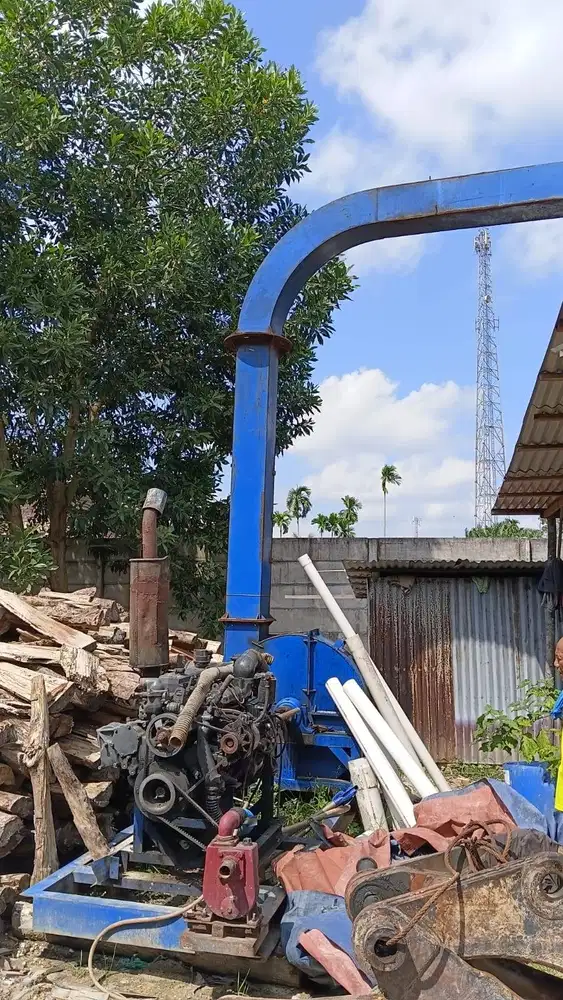 Mesin Pencacah/ Chipper Woodchip
