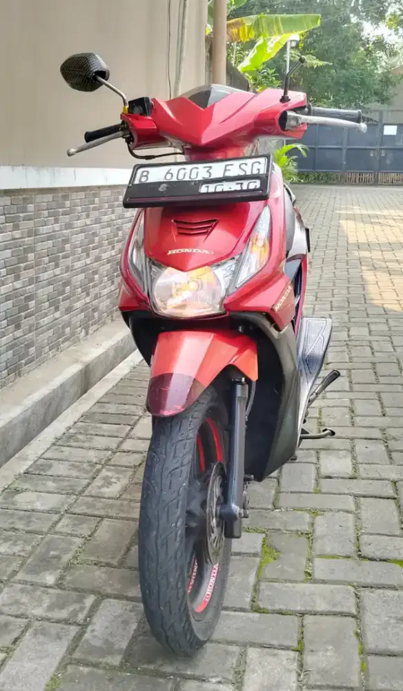 BEAT CW MERAH 2010 ADEM