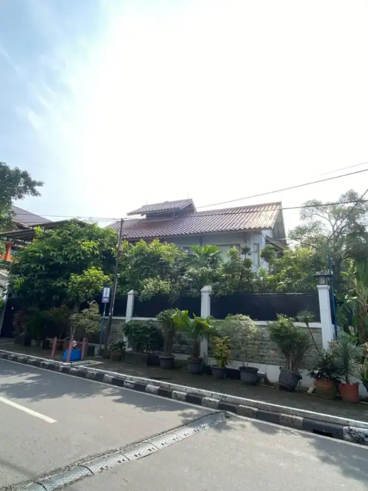 Rumah Dijual - Slipi Dekat Jalan S Parman