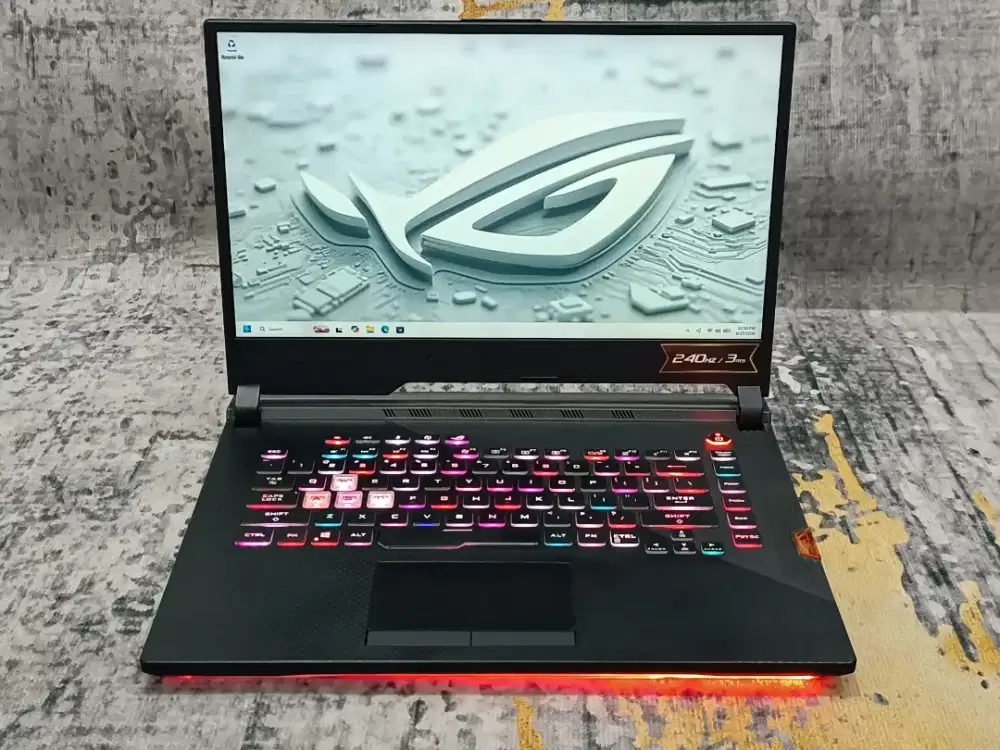 Asus ROG G531GW Core i7-9750H 16GB 512GB RTX 2070 8GB 175W 240Hz RGB