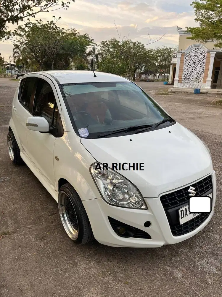 DIJUAL Suzuki SPLASH GL 1200 CC, Manual, Tahun 2010, MILIK PRIBADI