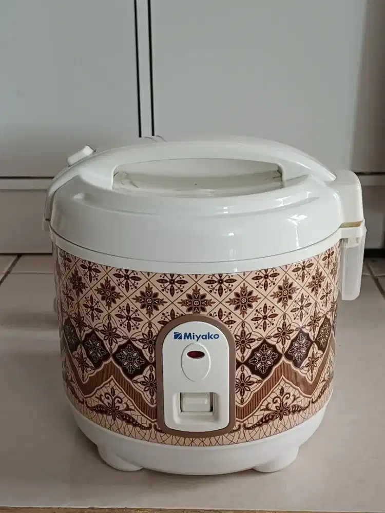 Rice Cooker Miyako Nego