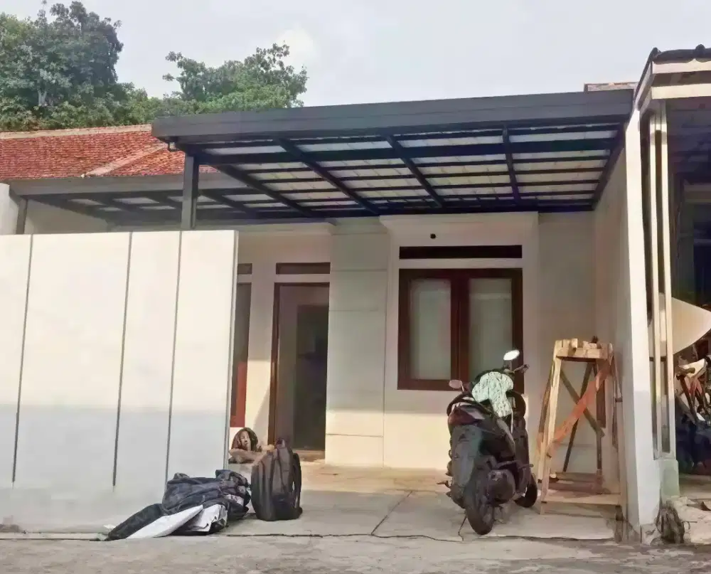 Kanopi baja ringan dan garasi
