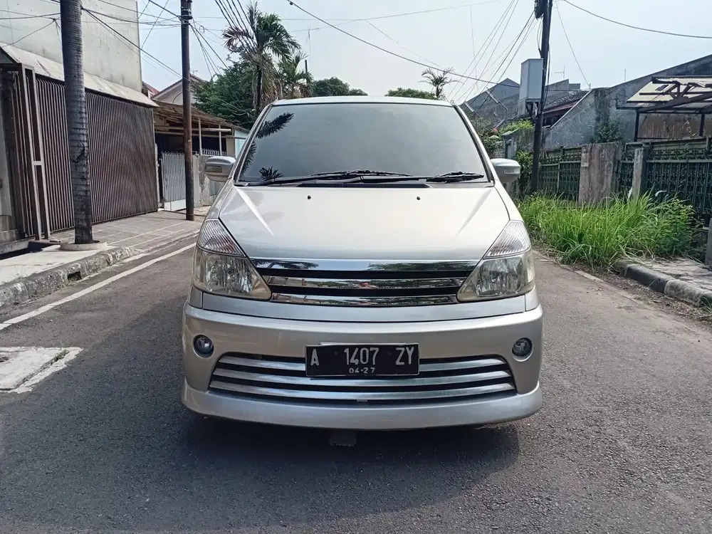 Nissan Serena 2012 Bensin