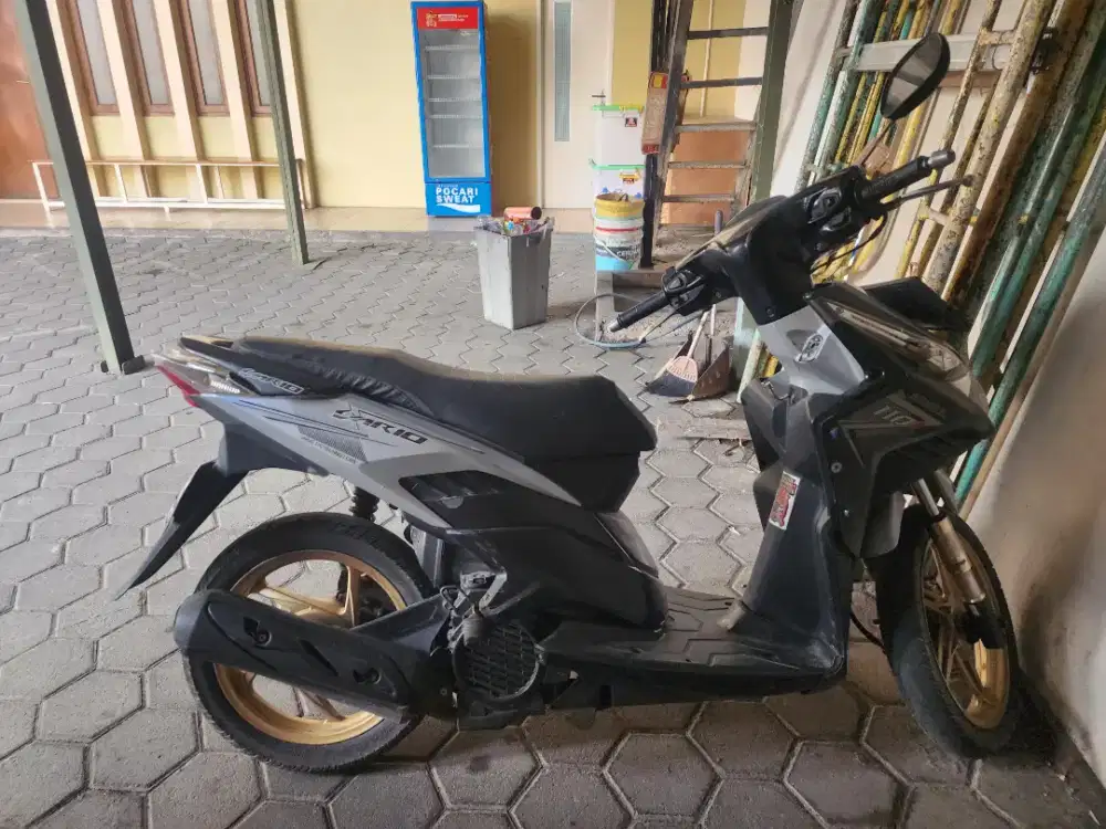 Vario 2012 pajak on bpkb ready