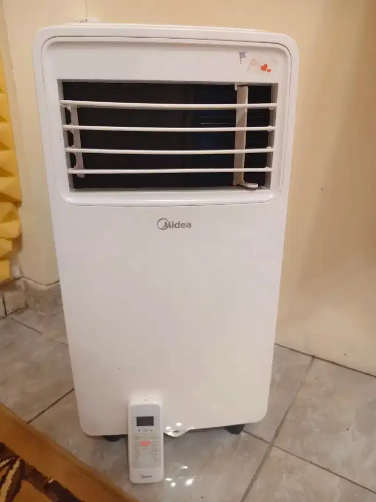 AC PORTABLE MIDEA MPHA-05CRN7 ukuran 1/2PK JARANG PAKAI
