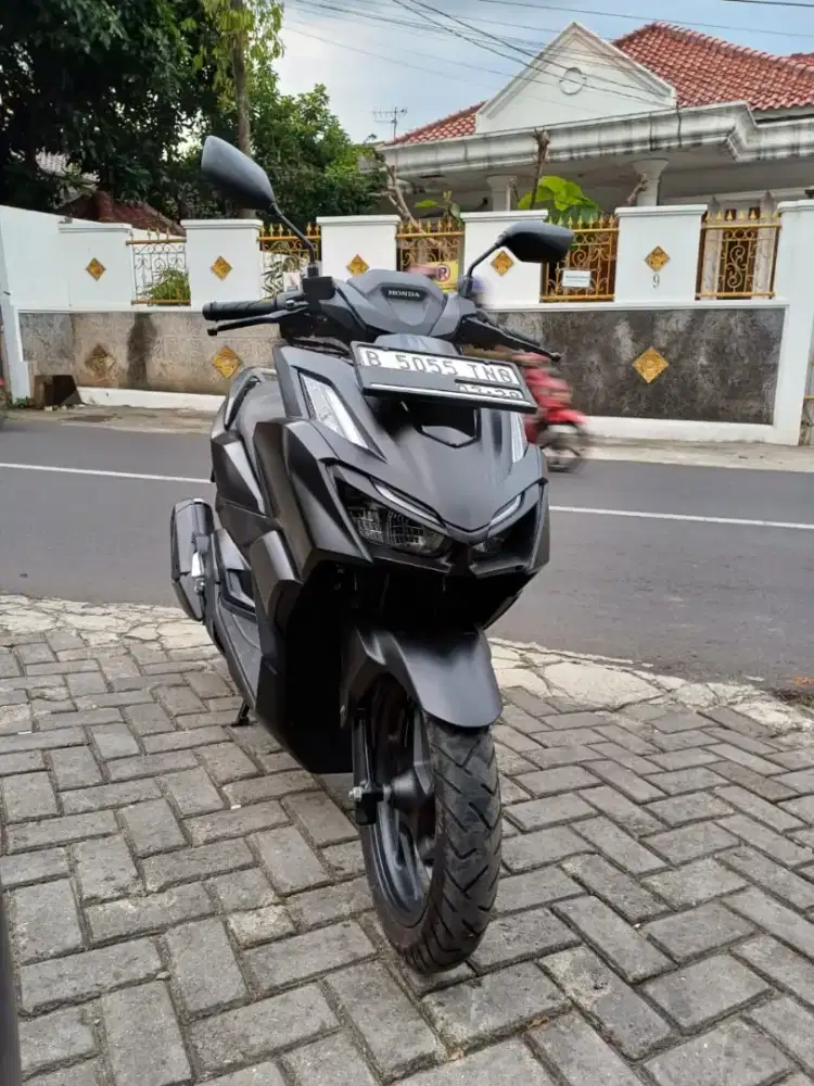 HONDA VARIO 160 CBS HITAM TAHUN 2022 DP CUMA 1 JUTA