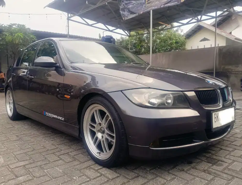 BMW 329i E90 2006 At Executive