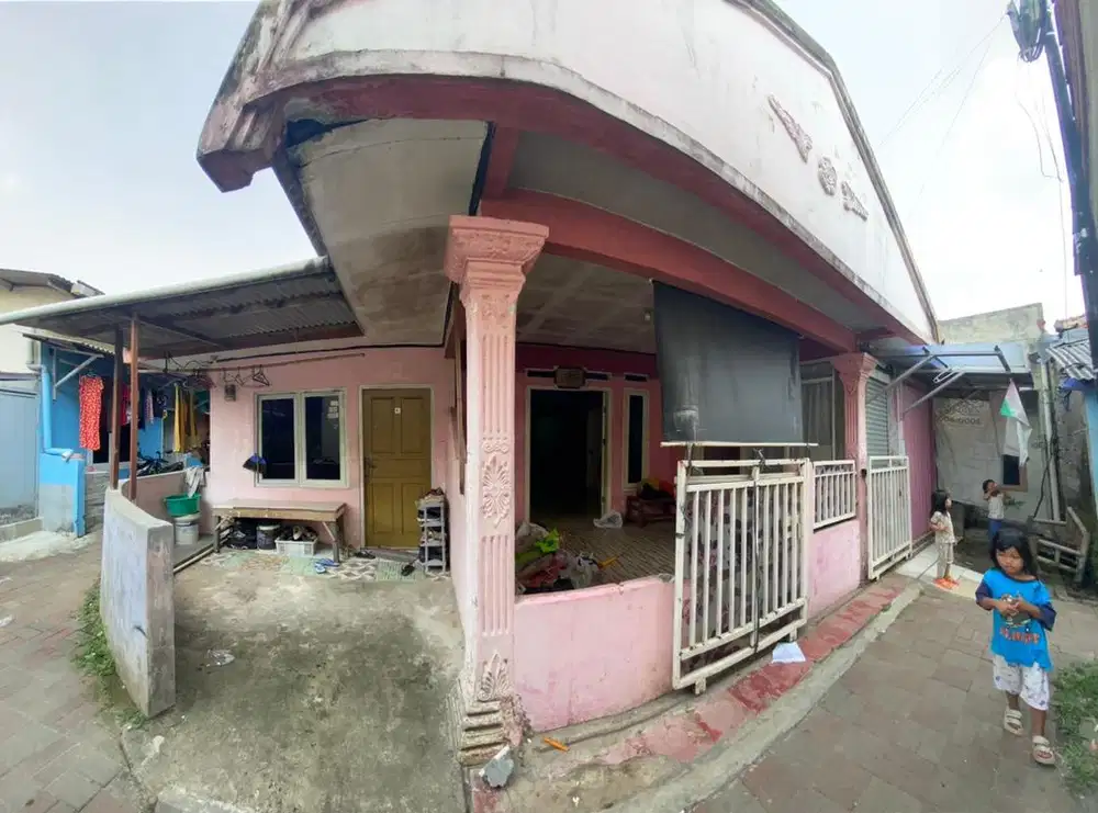 DIJUAL 1 RUMAH 2 Kamar + 1 Kontrakan 3 petak
