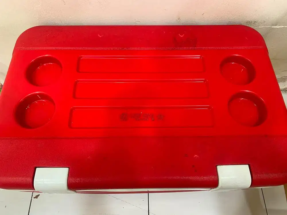 cooler box antartica lion star 55 liter