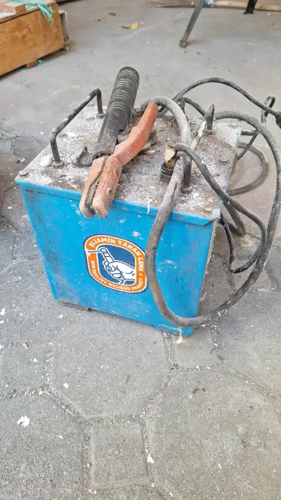 Mesin Las. Bekas masih jalan