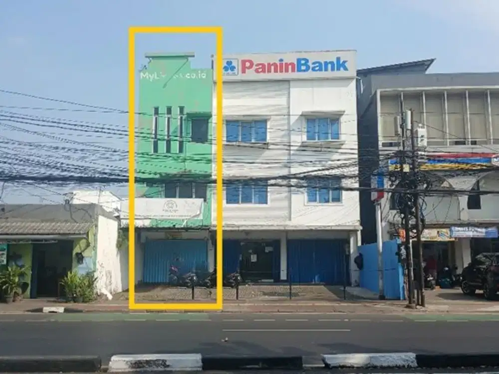 Disewakan Ruko 3 Lantai, Luas 108m2 di Dewi Sartika ,KramatJjati