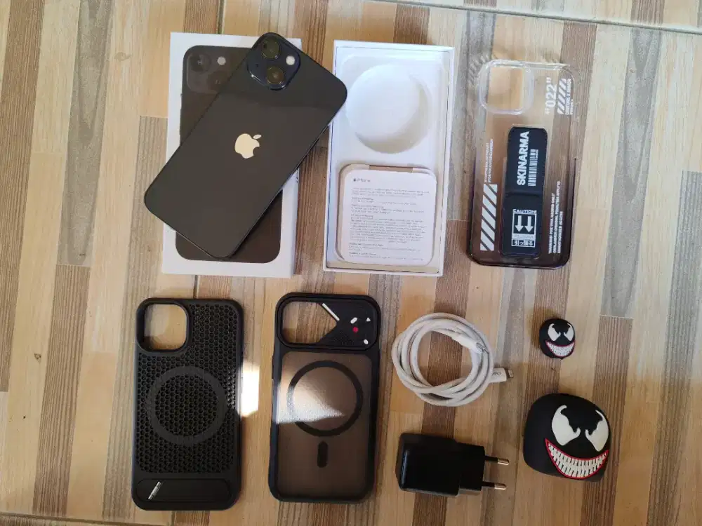 Iphone 13 5g 128 lengkap mulus normal ttbt