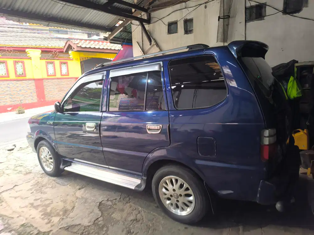 Toyota Kijang 2002 Bensin