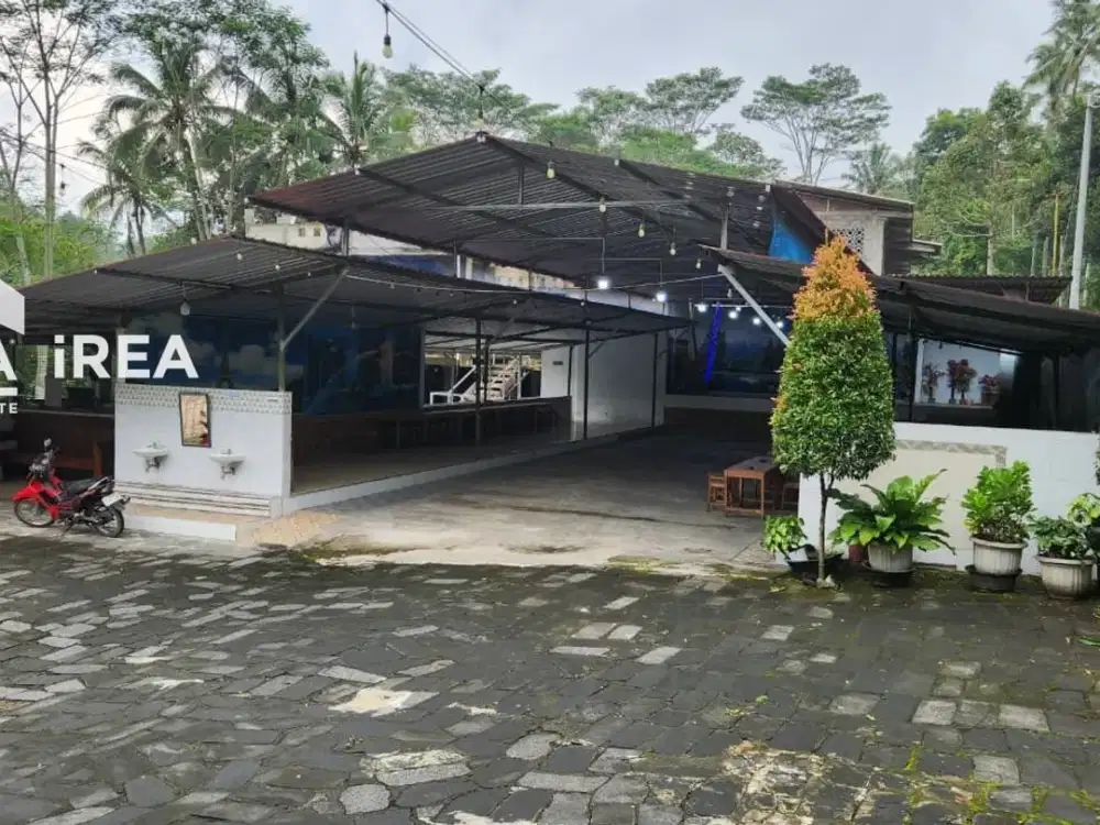 DIJUAL RESTO KULINER PARKIR LUAS, DI AMPEL BOYOLALI