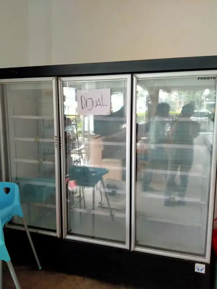 Freezer Fresta 3 Pintu - Upright Freezer