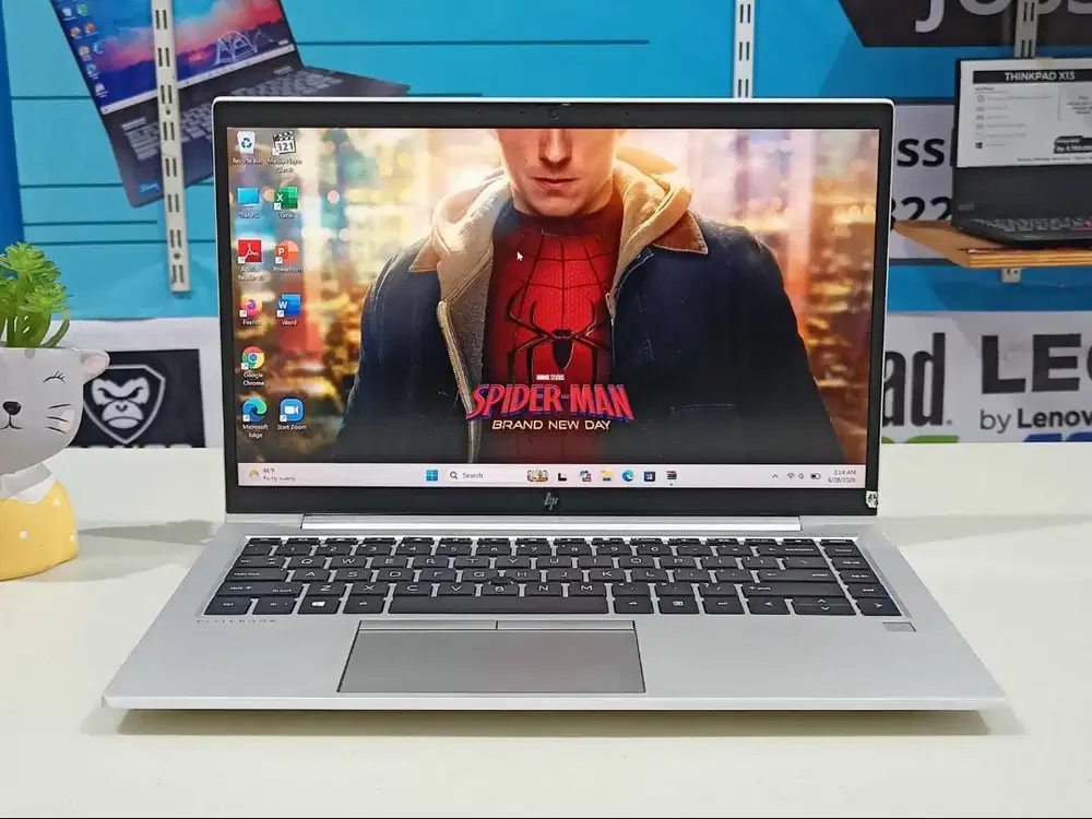 HP ELITEBOOK 840 G8 // CORE i5GEN11 // BACKLIT