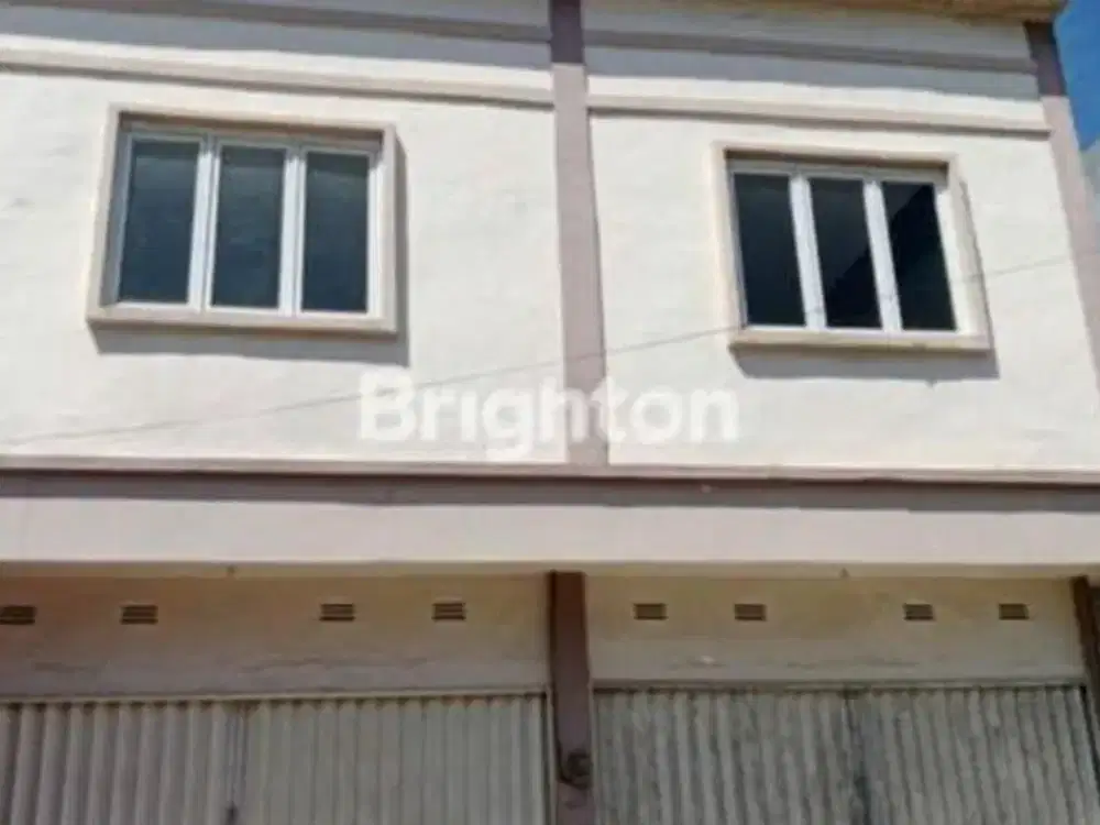 Shophouse for sale. JUAL RUKO 2 LANTAI AREA PARKIR LUAS LOKASI STRATEGIS KM 5,5 KARIANGAU HARGA NEGO