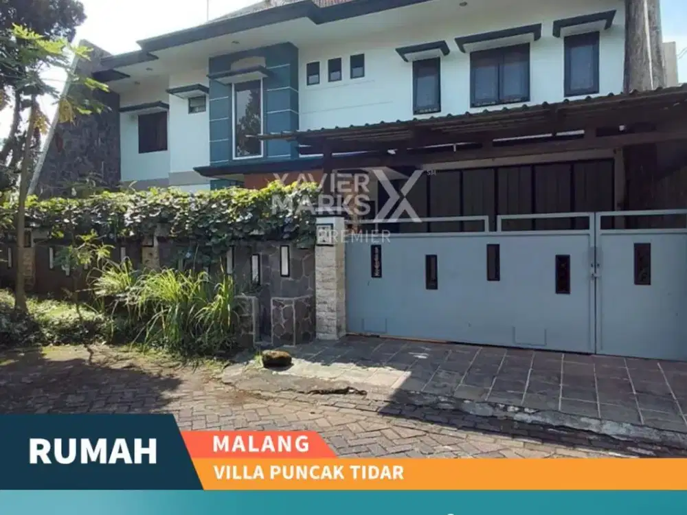 DIJUAL Rumah Terawat 2Lt Full Furnish Ada Taman Belakang Dg View Cantik Siap Huni Keamanan 24 Jam Dekat Kampus dan Pusat Kota di Villa Puncak Tidar