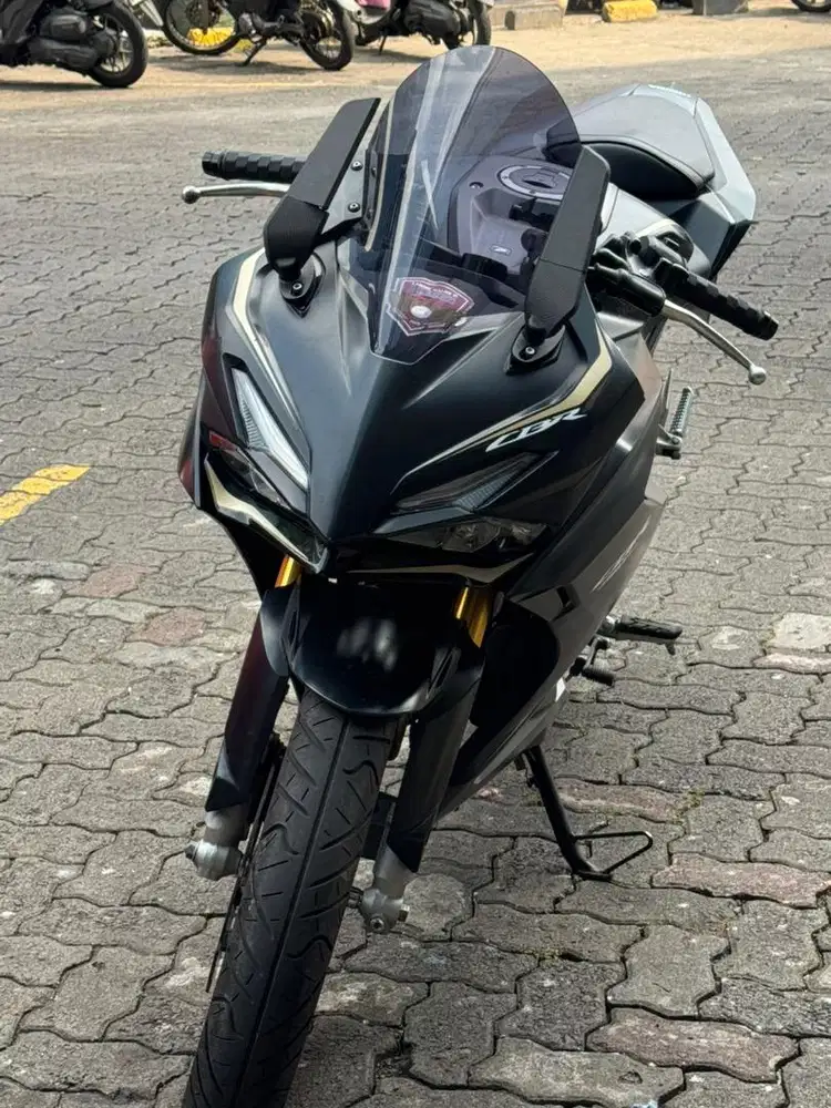 Di jual cbr 150 2024 km 5,000 an