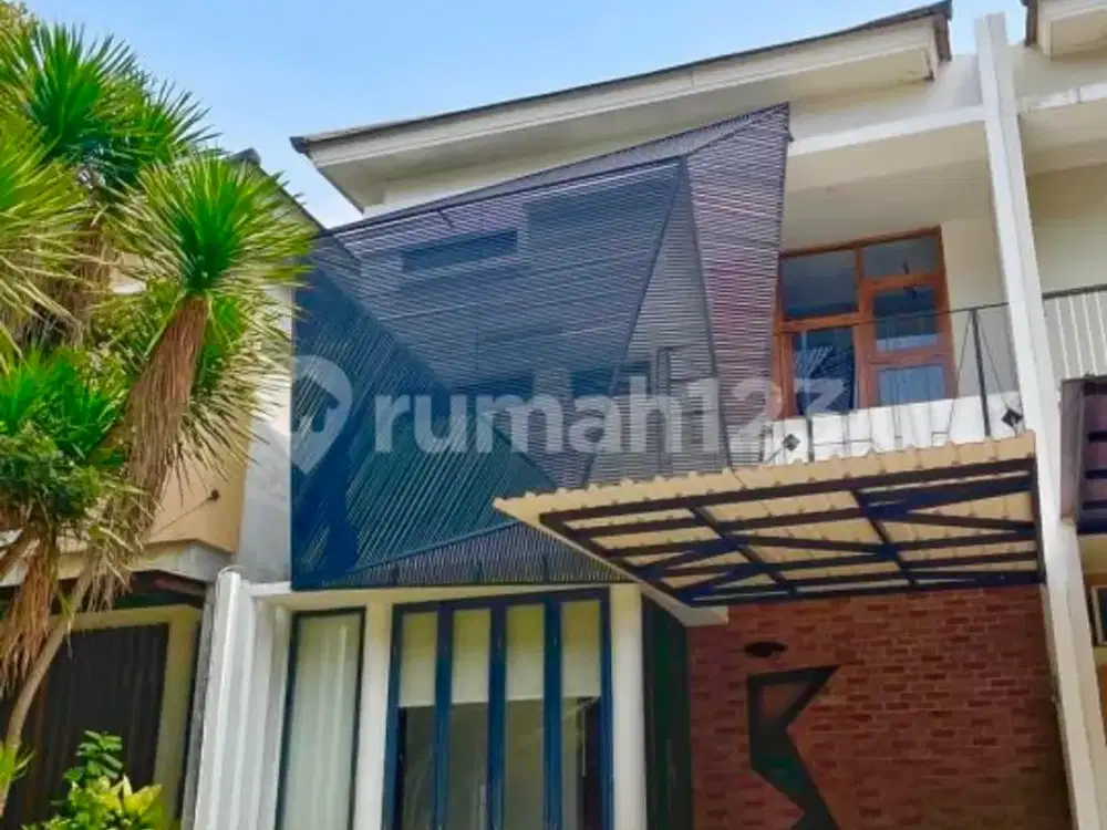 Rumah Bagus Siap Huni Dekat Pintu Tol di Bintaro