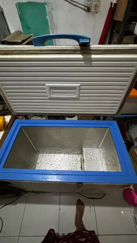 Freezer Box Changhong Normal Dingin Siap Pakai