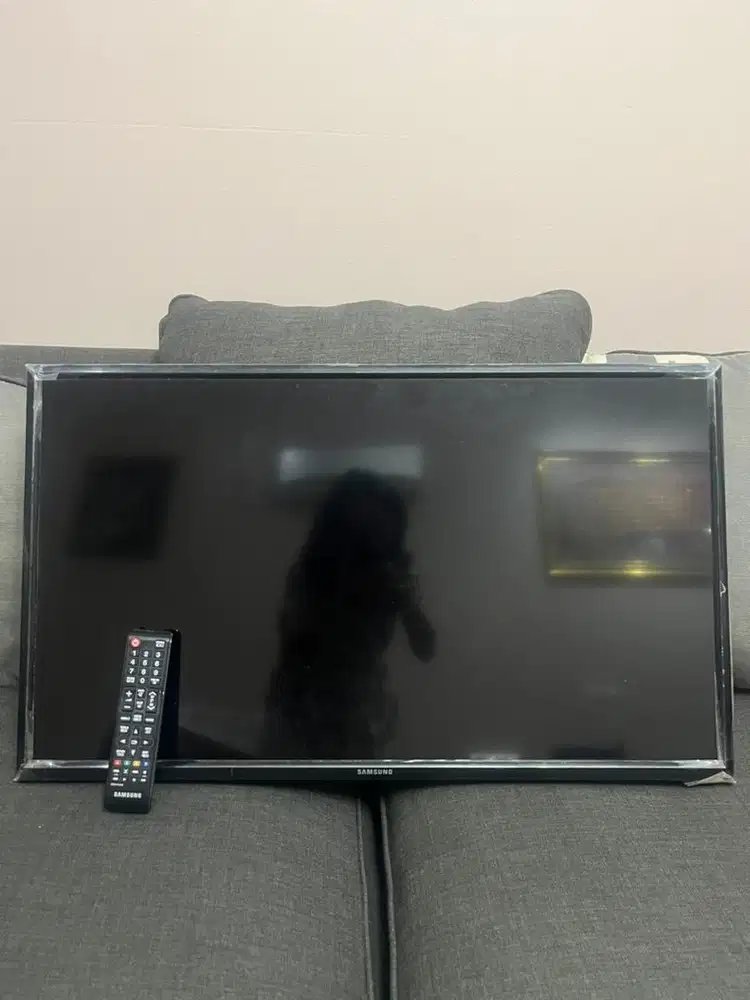 SAMSUNG LED TV 32inch FLAT J4100 Series 4