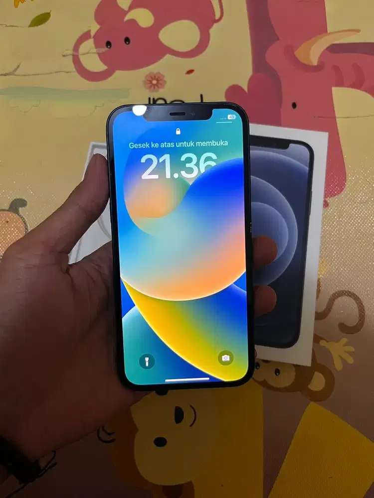 Iphone 12 128 ex ibox hitam garansi resmi