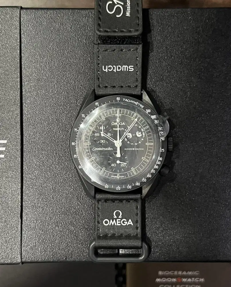 Omega x Swatch Mission To The Moonphase