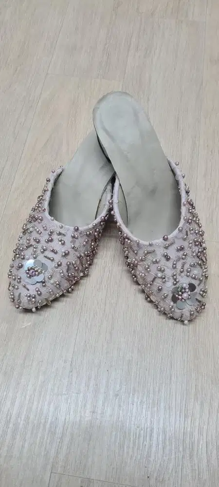 Sepatu sendal payet, selop pengantin, wedding luxury payet