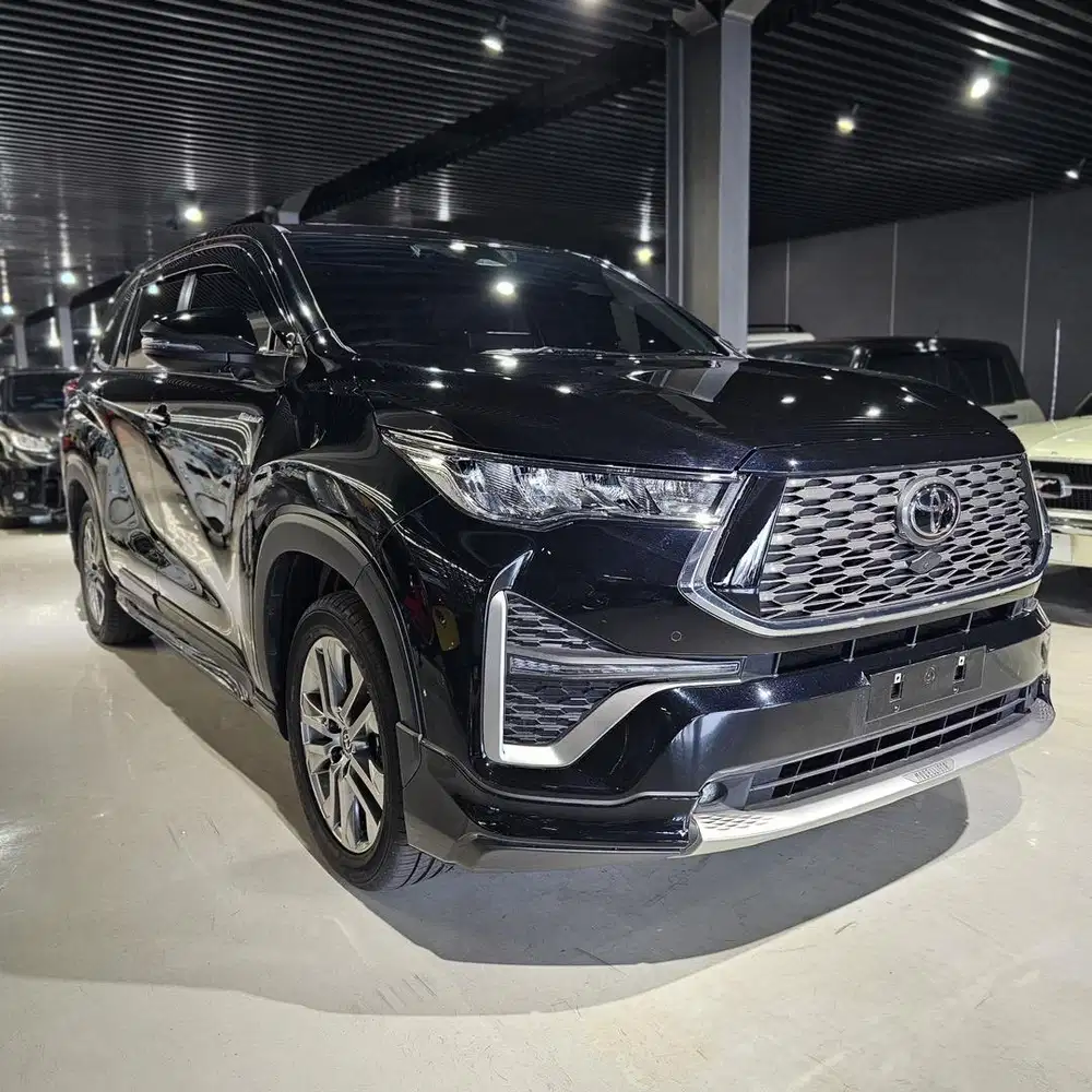 Toyota Zenix Q hybrid Modelista Tahun 2024