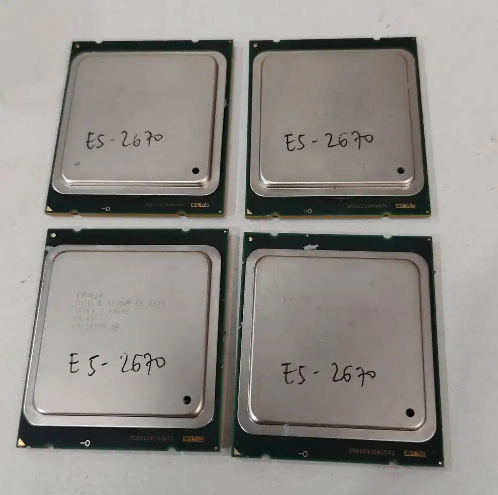 Intel Xeon E5-2670 Processor 3.30GHz L321b944