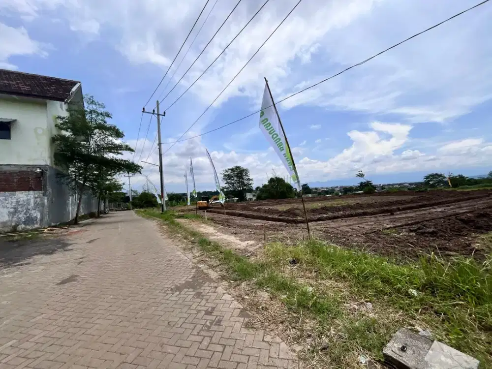 Dijual Tanah Dekat UNMER, Lingkungan Perumahan Asri