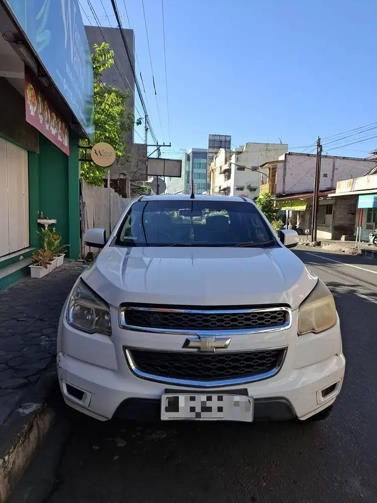 Chevrolet Colorado 2.5 MT 4x4 Solar 2012 - Putih