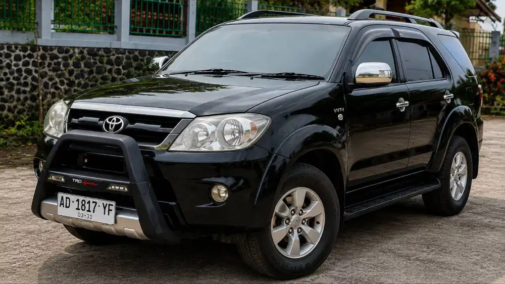 TOYOTA FORTUNER 2.7 V 4x4 AT 2005 (RARE)