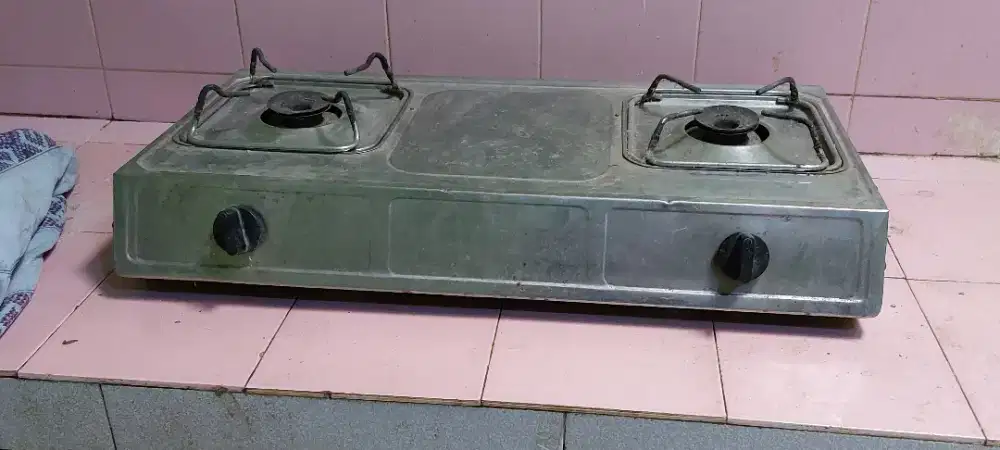 Kompor 2 tungku